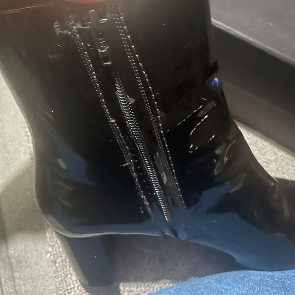 Saint Laurent Lou Pin Zip Boot - Picture 6 of 7